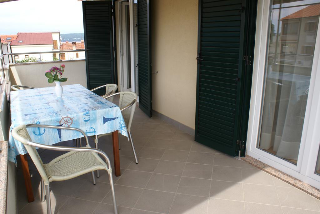 Apartments Robert Porat (Krk) Exterior foto