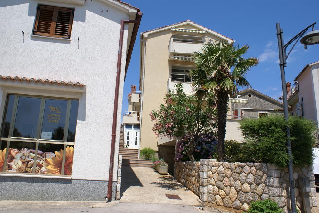 Apartments Robert Porat (Krk) Exterior foto