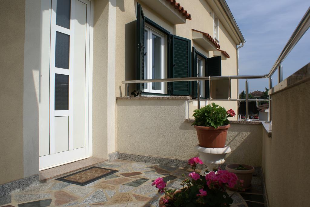 Apartments Robert Porat (Krk) Exterior foto