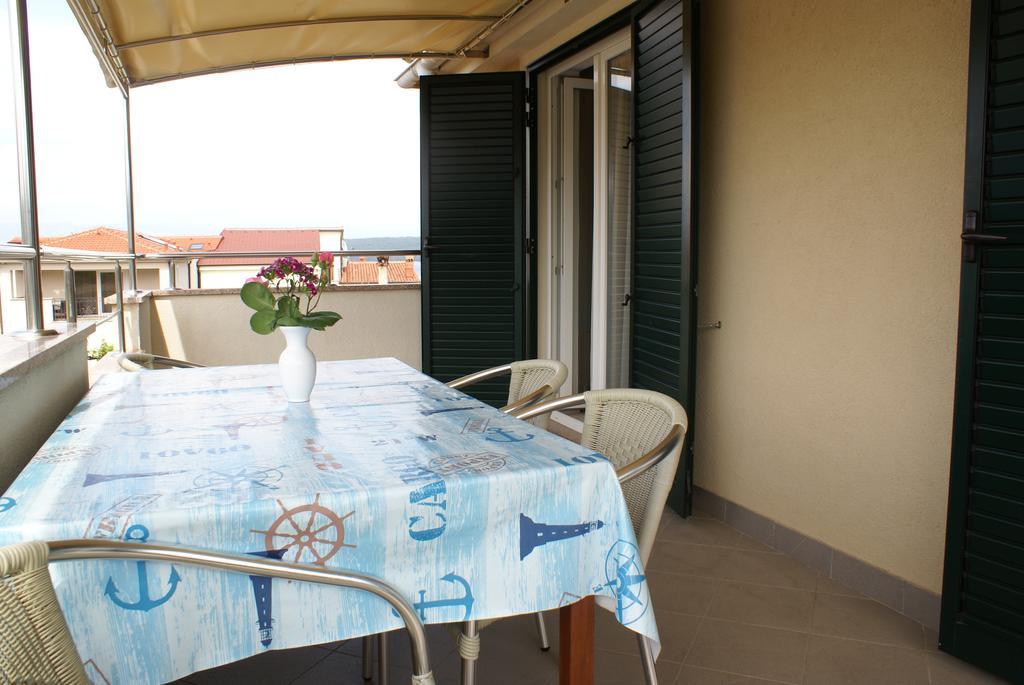 Apartments Robert Porat (Krk) Exterior foto